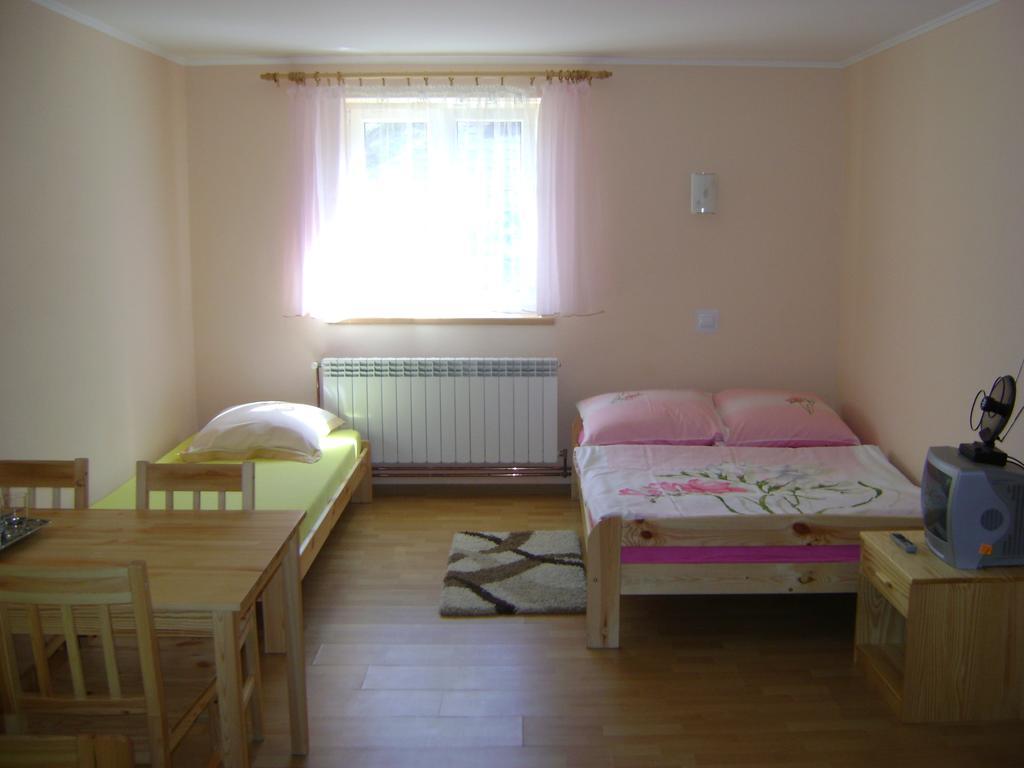 Pokoje Nad Strumykiem W Polanczyku Tel 13- 469 -2257 Exterior photo